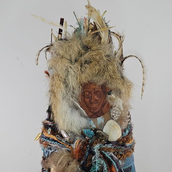 Handcrafted Nature Spirit Doll Witch Shaman Feathers Fur Shells Yarn Accents - Picture 9 of 10